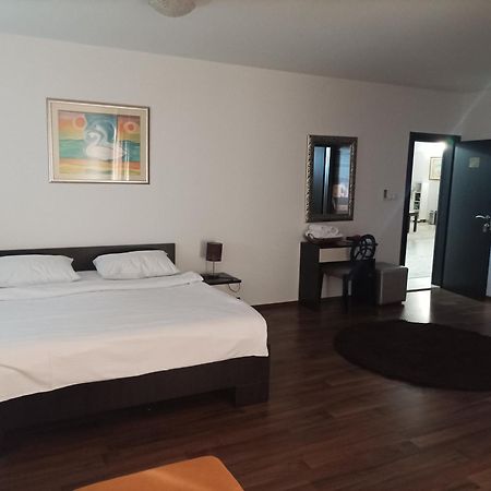 Čapljina Hotel Storia מראה חיצוני תמונה