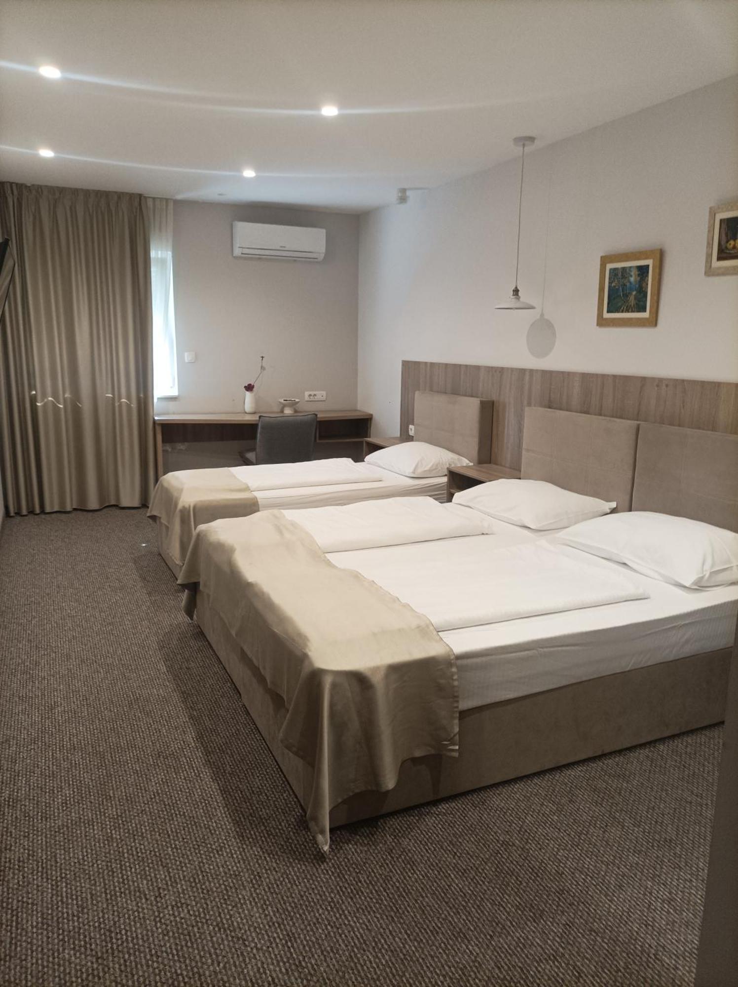 Čapljina Hotel Storia מראה חיצוני תמונה