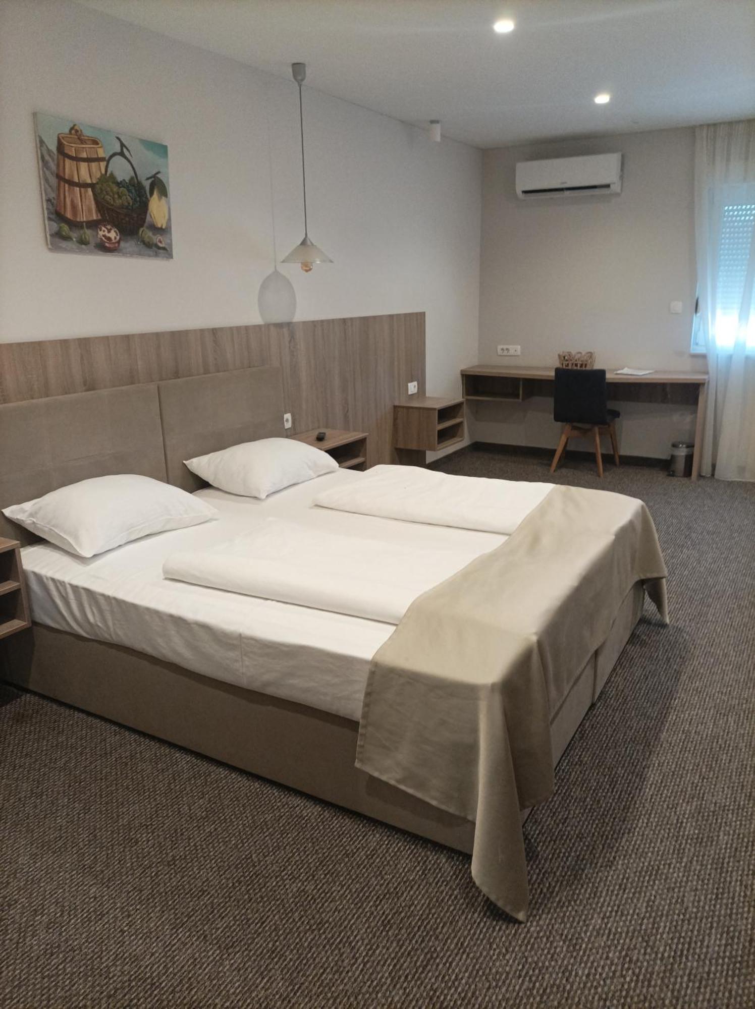 Čapljina Hotel Storia מראה חיצוני תמונה
